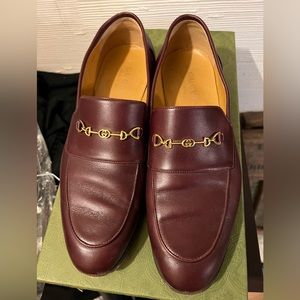 Men’s Gucci Loafer w horsebit barely used in box& Supreme, Timberland, Burberry